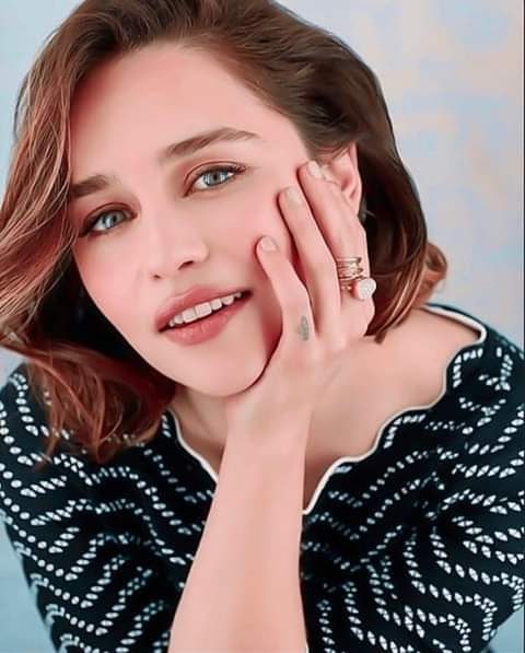 Emilia-Clarke-71361.jpg