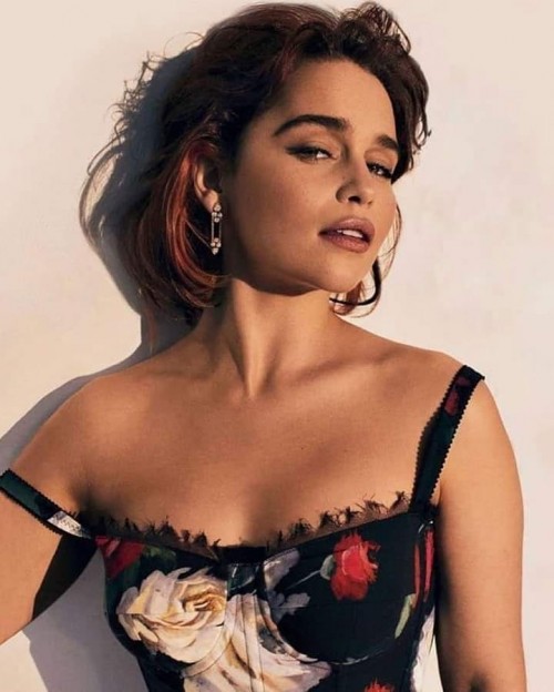 Emilia-Clarke-71800.jpg