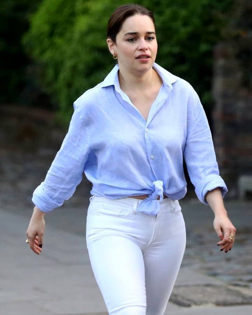 Emilia-Clarke-71836.jpg