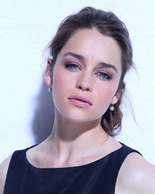 Emilia-Clarke-71846.jpg