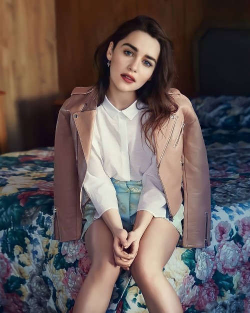 Emilia-Clarke-72106.jpg