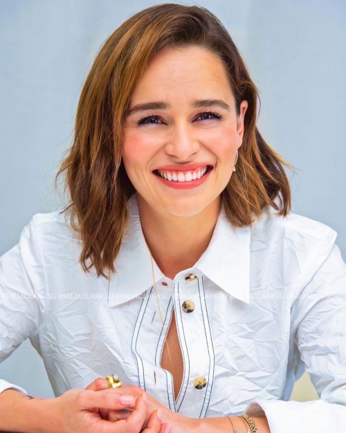 Emilia-Clarke-72179.jpg