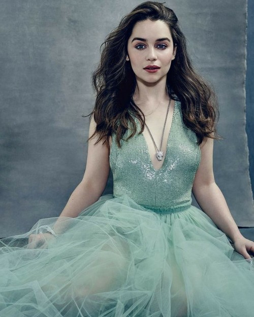 Emilia-Clarke-72303.jpg