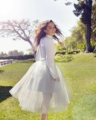 Emilia-Clarke-72914.jpg