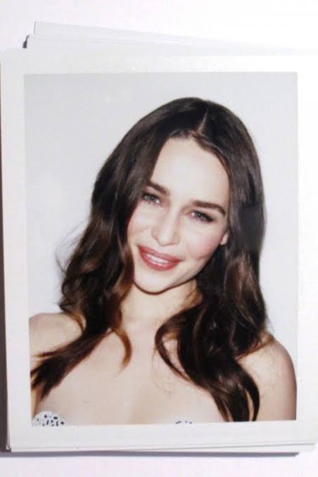 Emilia-Clarke-72978.jpg