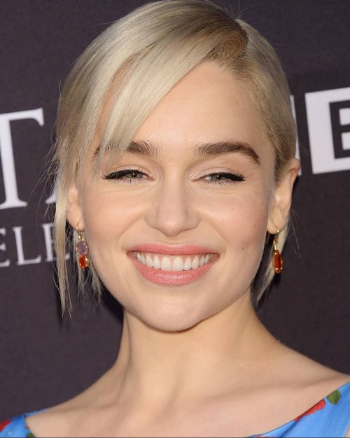 Emilia-Clarke-729809e72847c9fe5619b.jpg