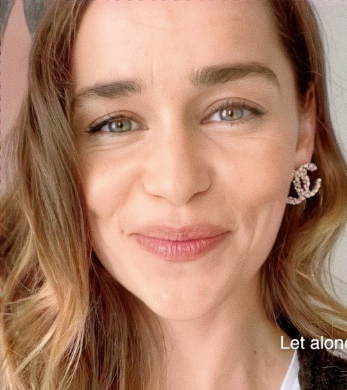 Emilia Clarke (73009)