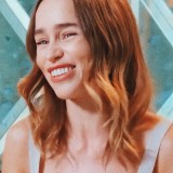 Emilia-Clarke-73043d76621fcdee27376