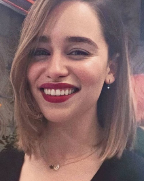 Emilia Clarke (73071)