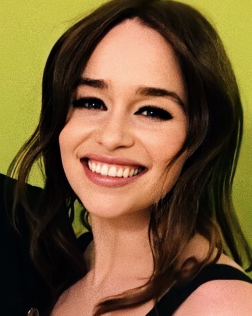 Emilia Clarke (73074)