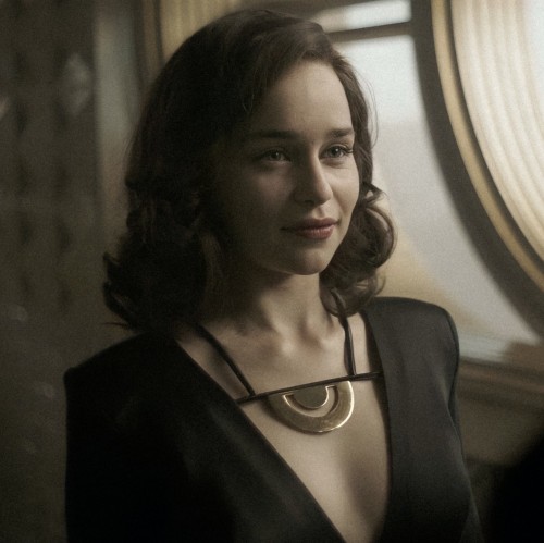 Emilia Clarke (73145)