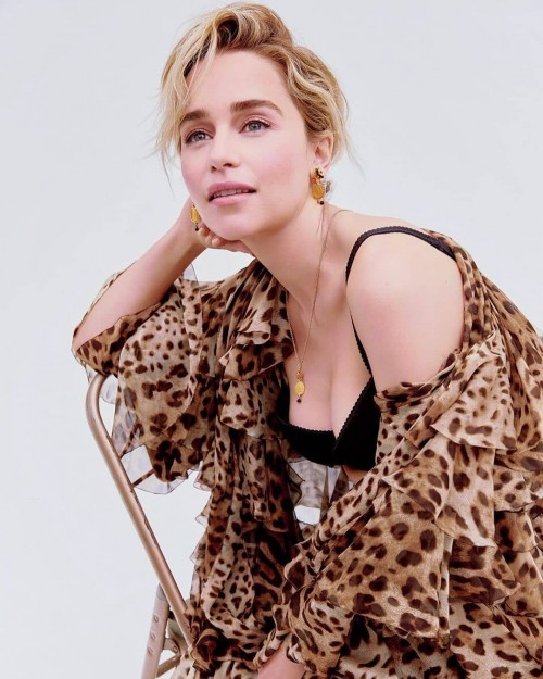 Emilia-Clarke-73150871b246affd3c238.jpg