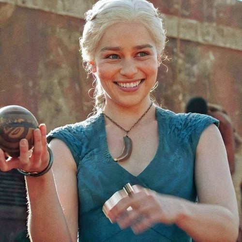 Emilia-Clarke-73372.jpg