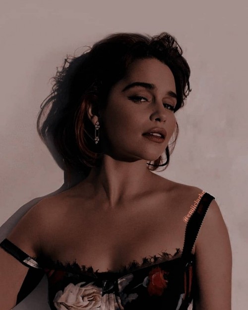 Emilia-Clarke-73496.jpg