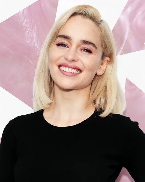 Emilia-Clarke-73547.jpg