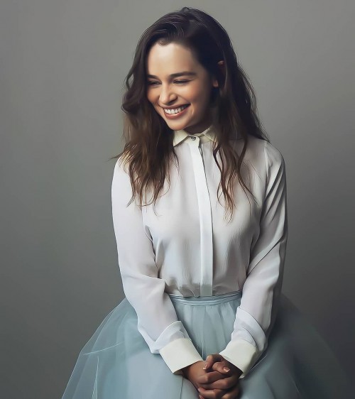 Emilia-Clarke-73663.jpg