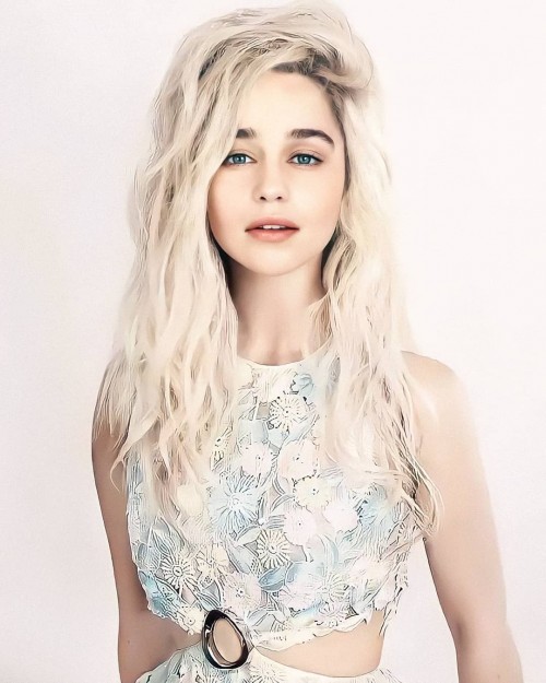 Emilia-Clarke-73712.jpg