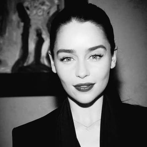 Emilia-Clarke-73914.jpg