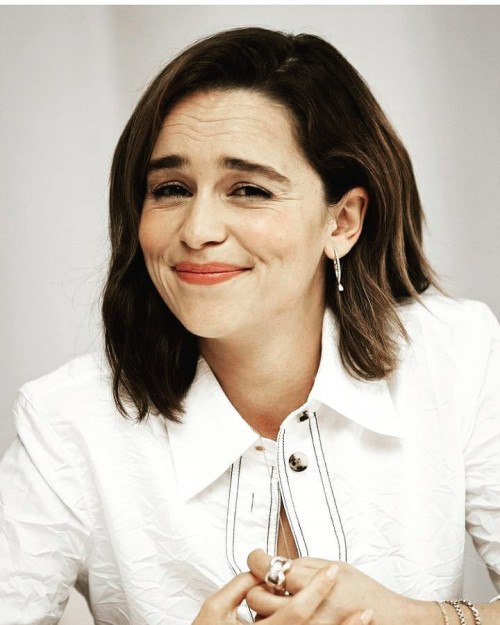 Emilia-Clarke-74134.jpg