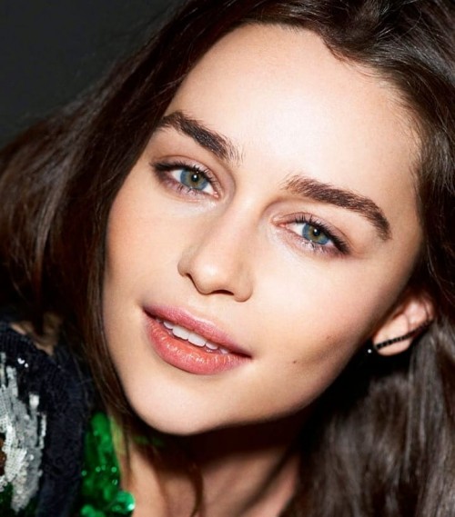 Emilia-Clarke-74445.jpg