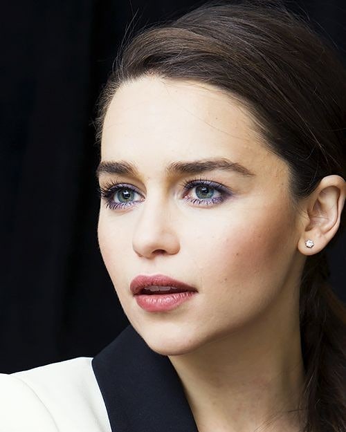 Emilia-Clarke-74459.jpg