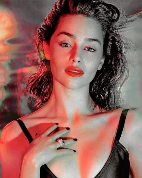 Emilia-Clarke-74533.jpg