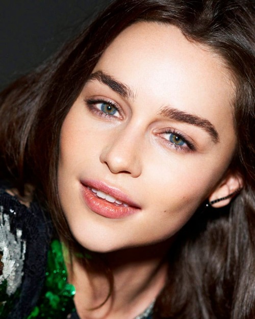 Emilia-Clarke-74873.jpg