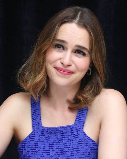 Emilia-Clarke-74874.jpg