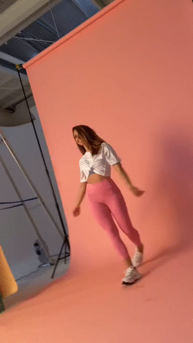 Fabletics.gif