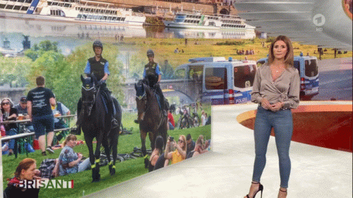 vlc-record-2021-04-03-13h43m13s-BROHZ---Mareile-Hoppner-Brisant-220520.mp4.gif