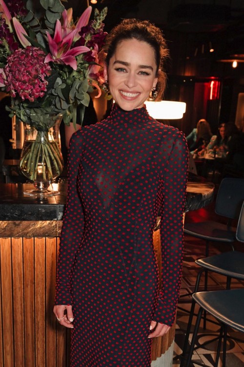 Emilia-Clarke-76908.jpg