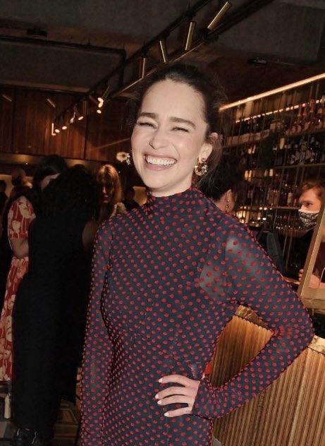 Emilia-Clarke-76932.jpg