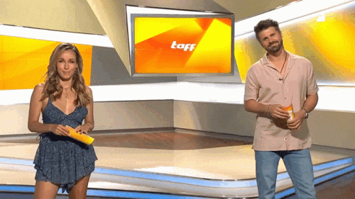 vlc-record-2021-09-10-14h00m11s-Ober-S--Annemarie-Carpendale-Taff-HD-09-September-2021.mp4.gif