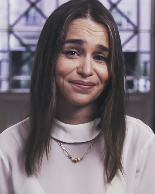 Emilia Clarke (77726)