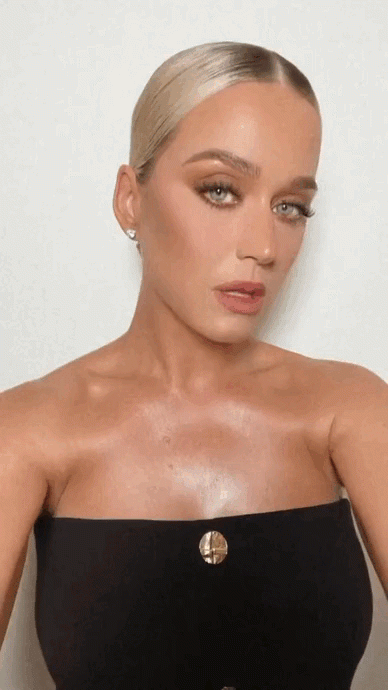 BEAUTY.gif