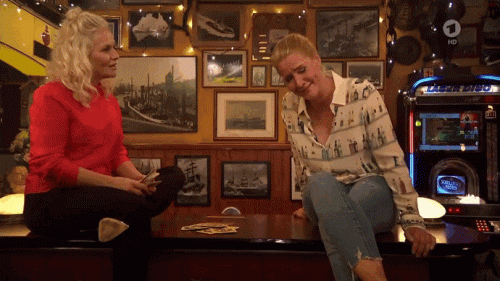 vlc-record-2022-04-08-17h56m30s-Judith-Rakers-Bei-Inas-Nacht-29-08-2020---Jeans-legs...-xHam.mp4.gif
