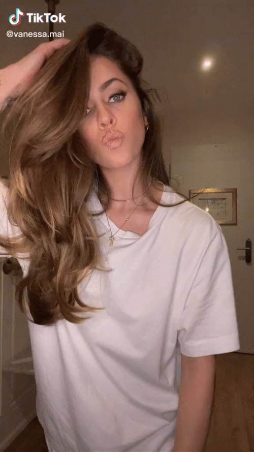sexy-moves.gif