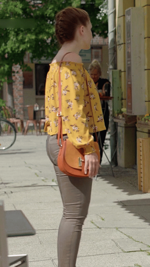 Arschbacken-move.gif