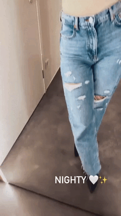 Lena-Meyer-Landrut---Bella-Blink---07.-October-2021---Lena-Meyer-Landrut.gif