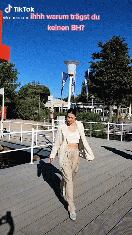 braless.gif