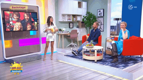 vlc-record-2022-09-10-19h20m08s-Amira-Troger-und-Karen-Heinrichs---FFS---HD---03.-September-2021.gif