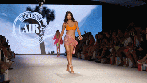 vlc-record-2022-10-11-10h06m48s-Gloria-Tang-in-Slow-Motion-Pt.2-_-Miami-Swim-Week-2022.gif