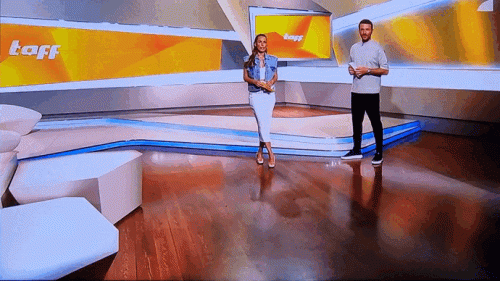 Kurvengirl.gif