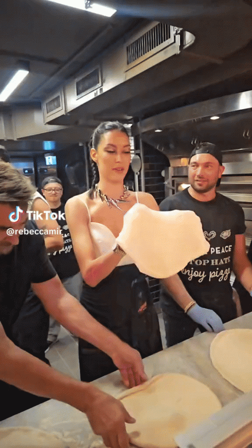 pizza.gif